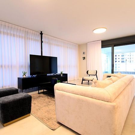 Mini Penthouse Near The Beach Netánja Kültér fotó